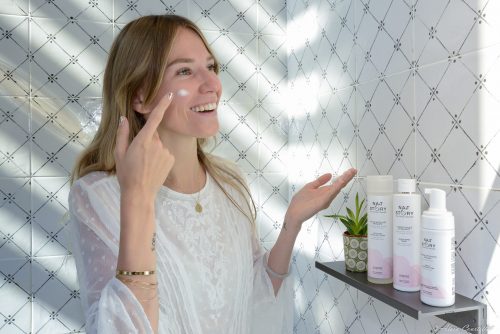 sữa-rửa-mặt-hữu-cơ-dành-cho-da-nhạy-cảm-500x334